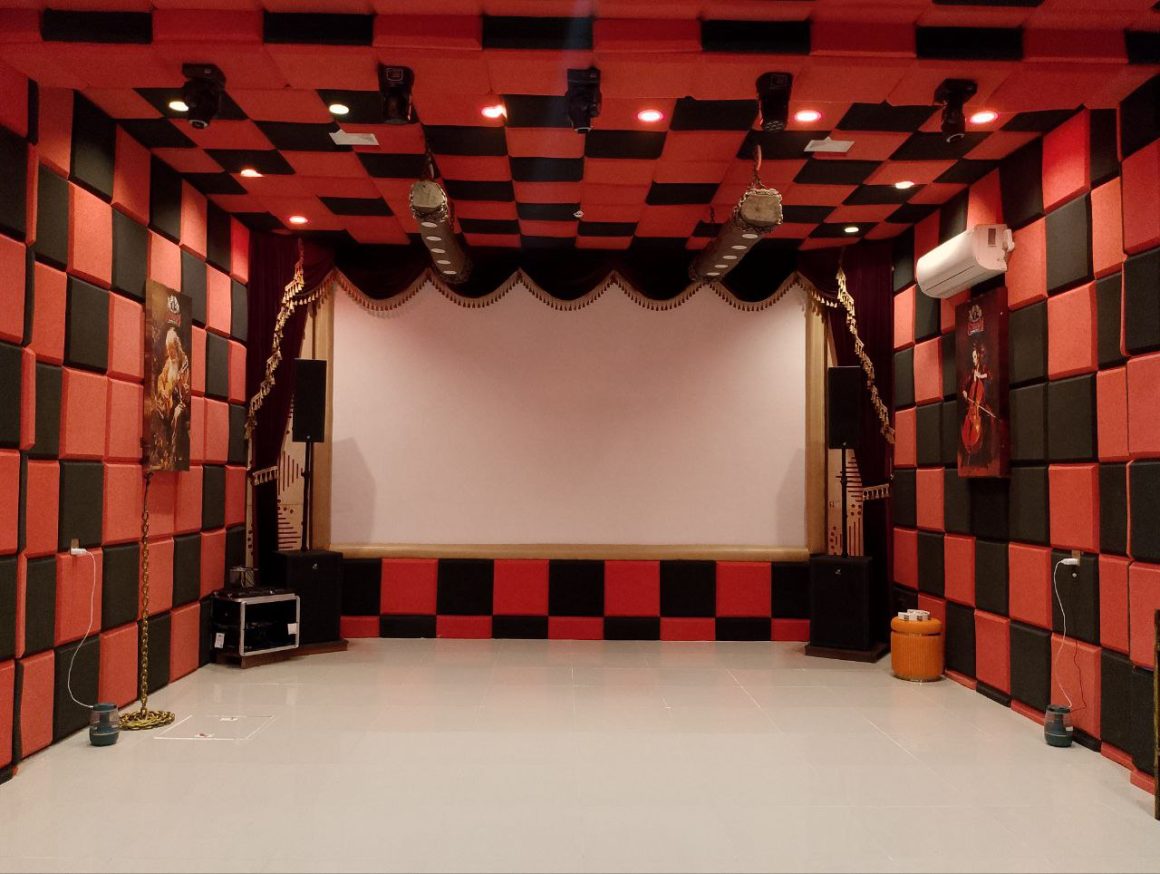 DISCO Room