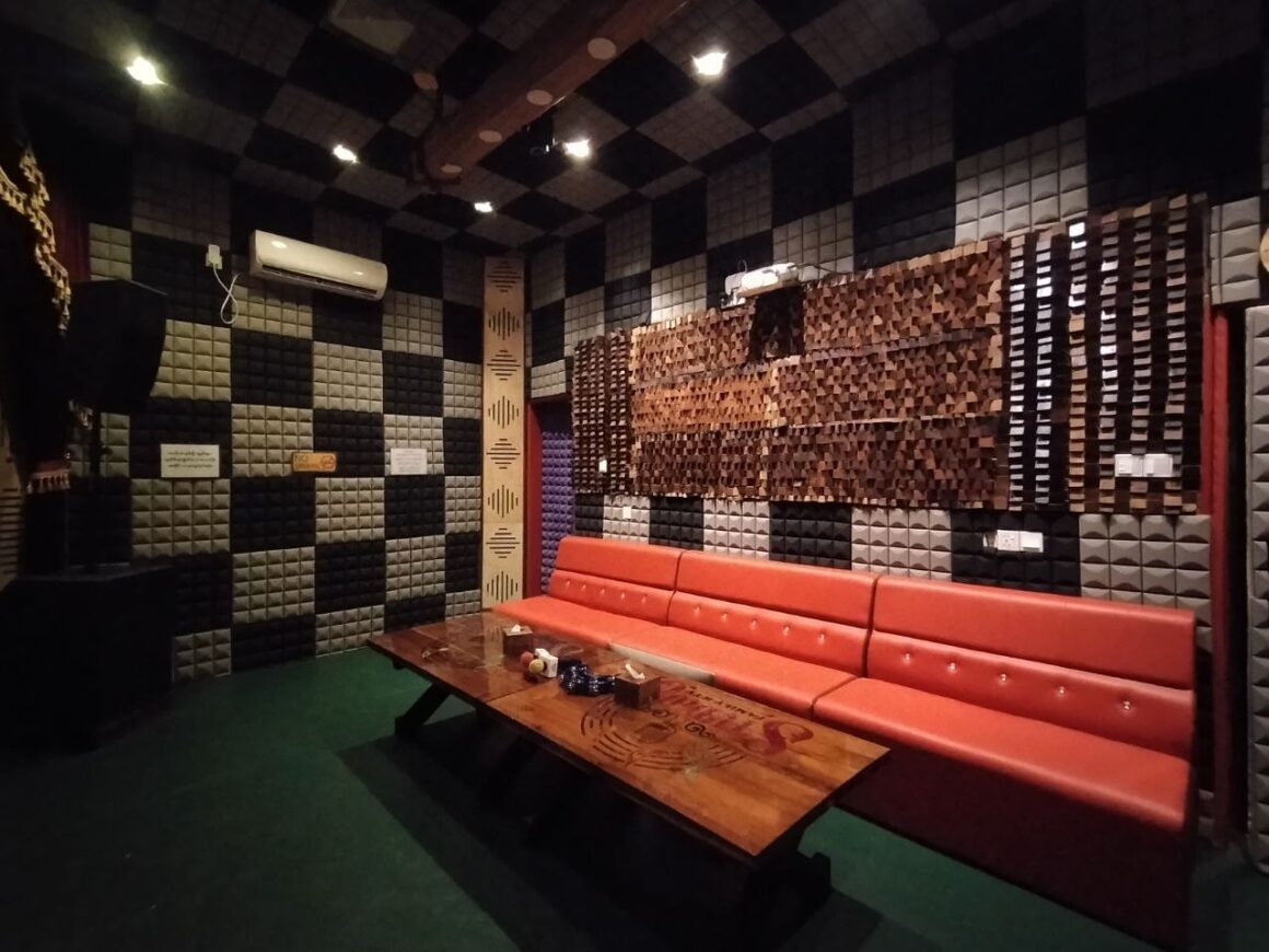 Country Room